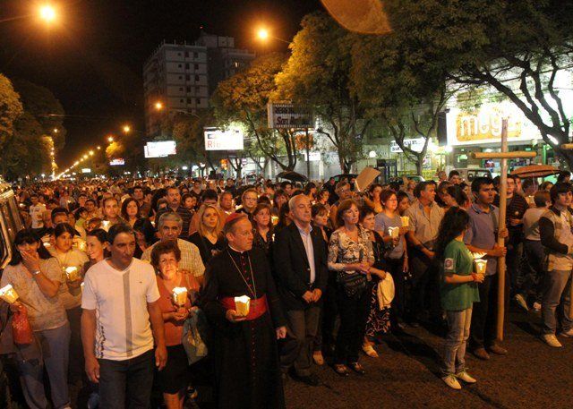 Marcharán por las principales avenidas para el Vía Crucis del Encuentro