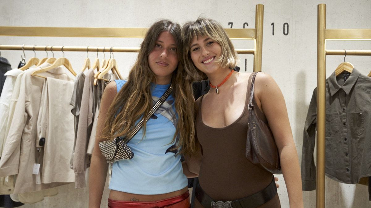 Carmela Varas y Guillermina Berducci. Carmela Varas y Guillermina Berducci.