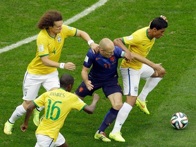 Brasil perdió 3 a 0 frente a Holanda, que finalizó tercera