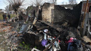 Cinco niños murieron cuando se les incendió la casa