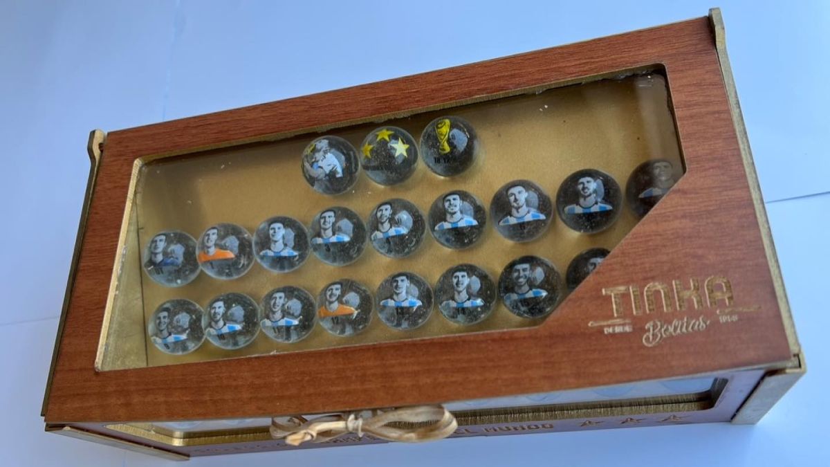 El empaque especial con la colección de bolitas obsequiadas a Messi en Miami. El empaque especial con la colección de bolitas obsequiadas a Messi en Miami.