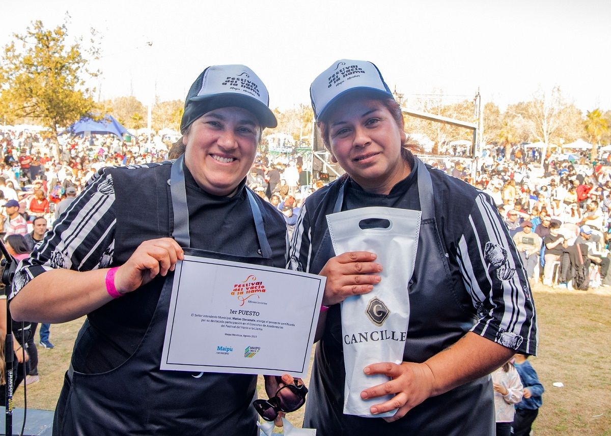 Las ganadoras del primer puesto fueron Paola Iglesias y Andrea Ochoa del departamento de Lavalle.