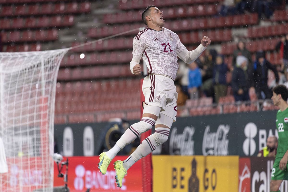 Rogelio Funes Mori convirtió para México, en el amistoso previo al Mundial Qatar 2022.