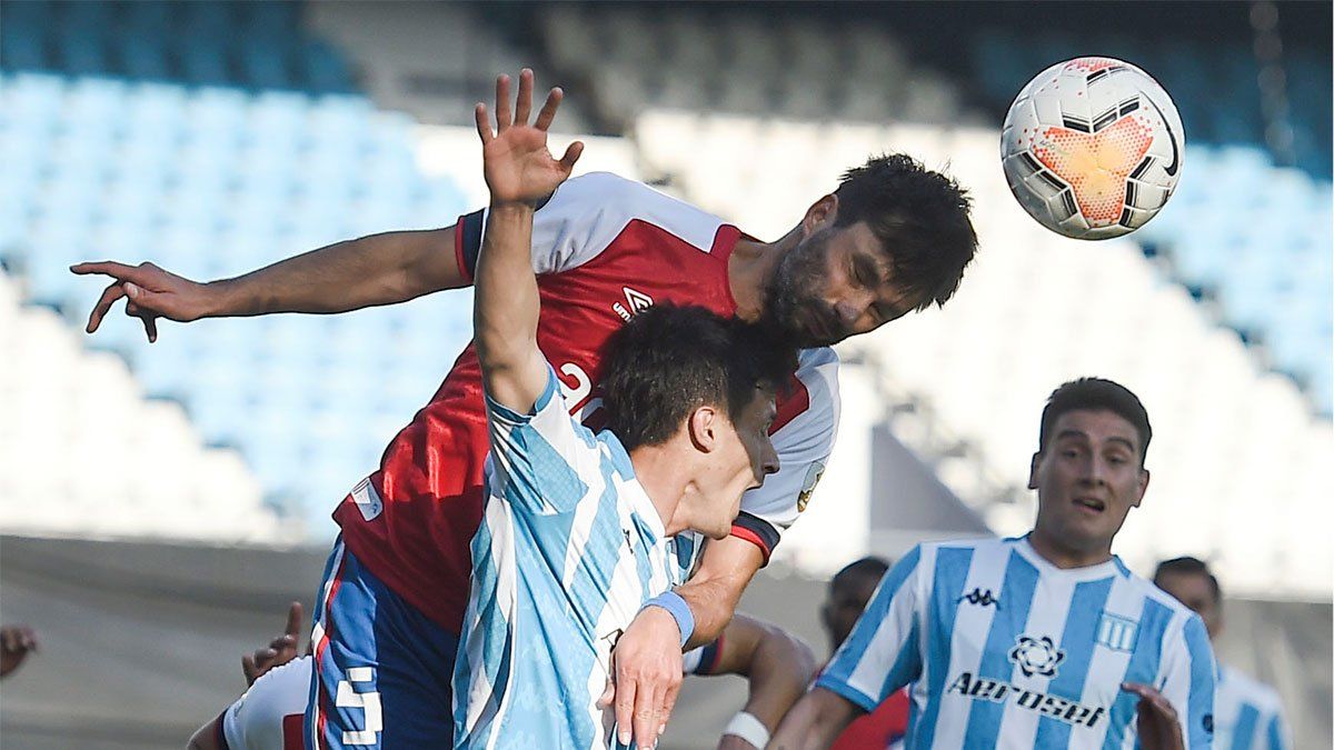 Racing perdió con Nacional de Montevideo por la Copa Libertadores.