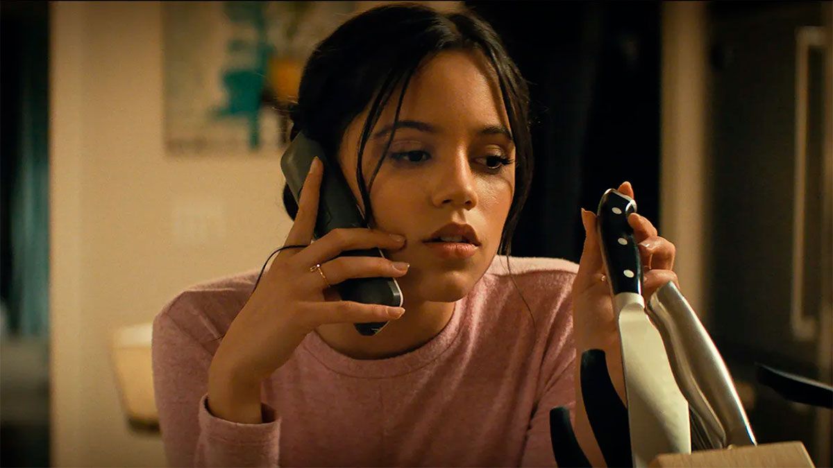 Ante el furor Merlina, Jenna Ortega es parte de una película que la rompe  en Netflix