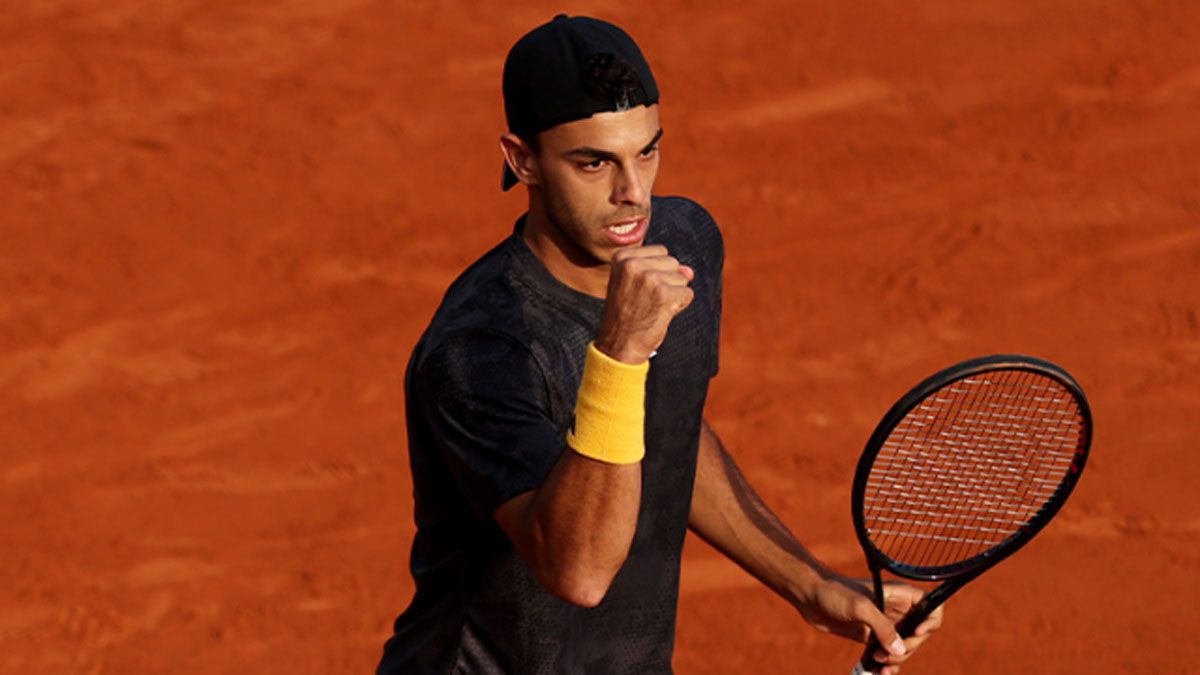 Francisco Cerúndolo avanzó a octavos de final en Barcelona