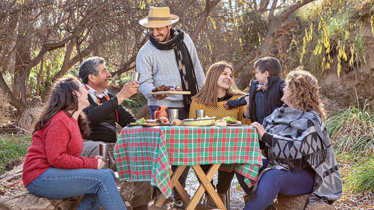 Tupungato es lugar ideal para los que ya planean sus vacaciones de invierno y para aquellos que buscan saltarse la rutina y disfrutar un día diferente.