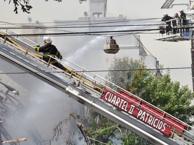 La tragedia del incendio de Barracas quedó registrada en varios videos