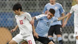 Japón le hizo frente a Uruguay y sacó un valioso empate en Porto Alegre