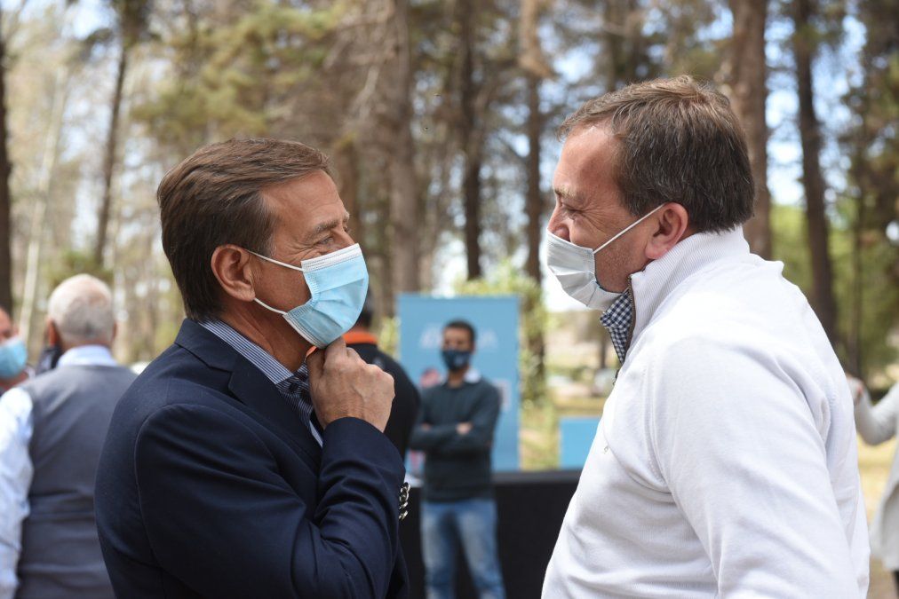 El gobernador Rodolfo Suarez, criticó las medidas aperturistas y económicas que adoptó el Gobierno nacional, las tildó de electoralistas y dijo que subestiman a la gente.