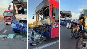 Choque entre un camión y un colectivo en el Acceso Sur dejó dos heridos graves