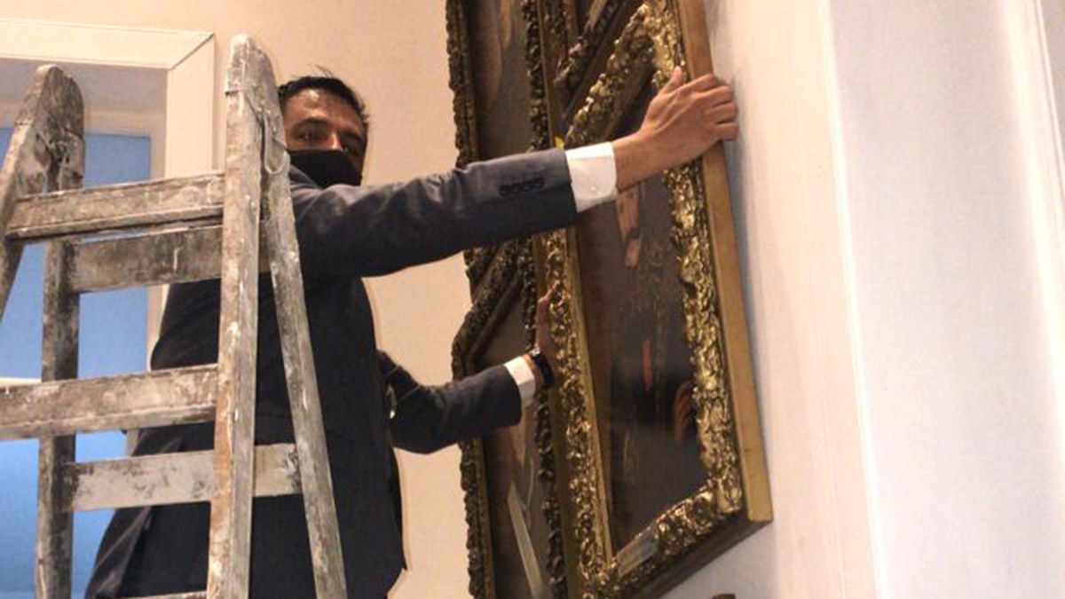 Después de 200 años, colgaron en la Legislatura el retrato del ex gobernador Félix Aldao