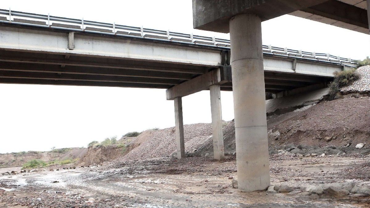 La doble vía a San Juan; la culminación de la Variante Palmira; y los puentes de la ruta 40 están en el Presupuesto 2025. La doble vía a San Juan; la culminación de la Variante Palmira; y los puentes de la ruta 40 están en el Presupuesto 2025.