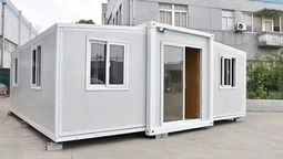 Dos dormitorios y un diseño moderno: Cómo es la casa prefabricada que se vende por menos de 6.000 dólares