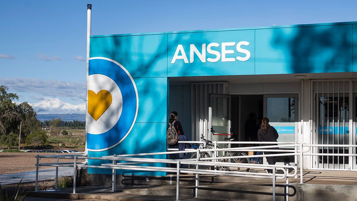 Antes del fin de semana, ANSES confirmó el pago de un bono exclusivo que supera los $270.000