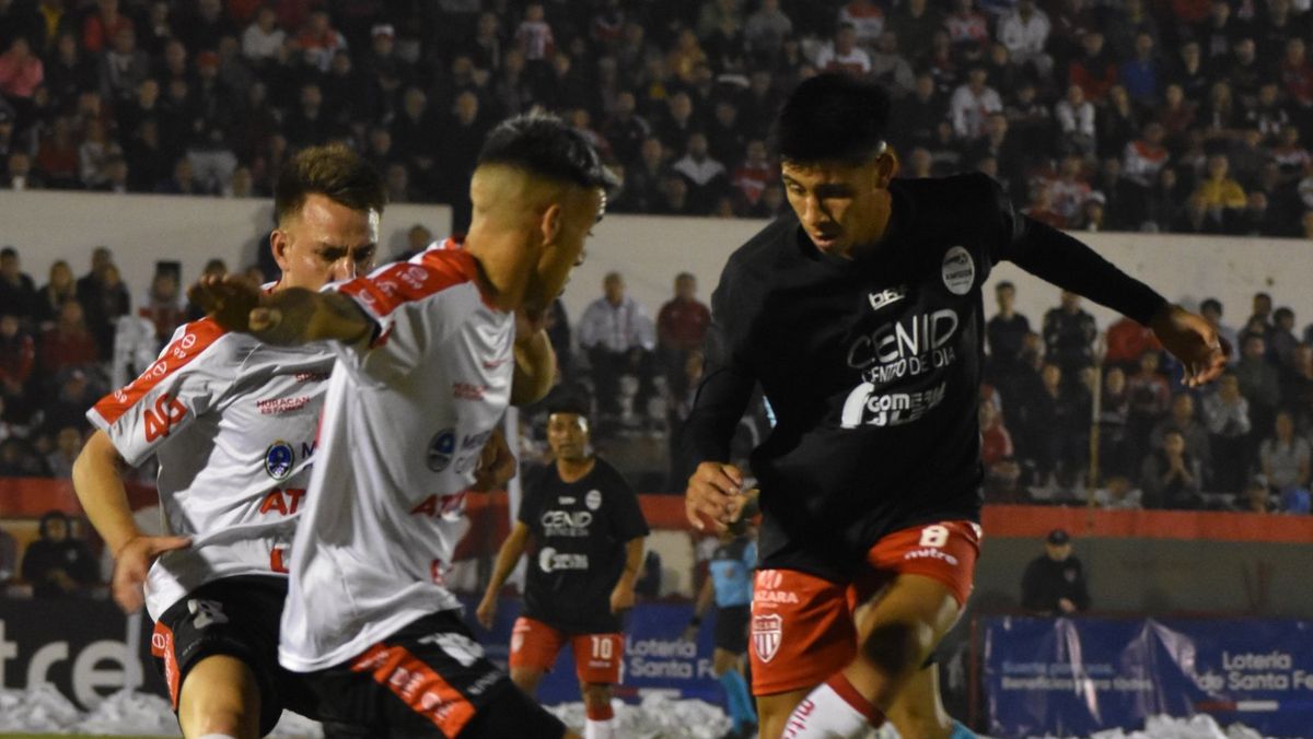 San Martín y Huracán las Heras jugaron en el Este, en el inicio de la segunda ronda.