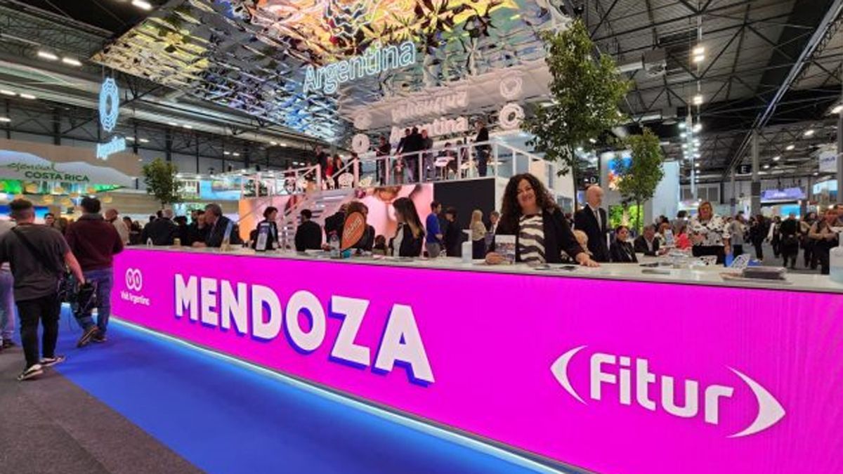 La ministra de Turismo y Cultura, Nora Vicario.