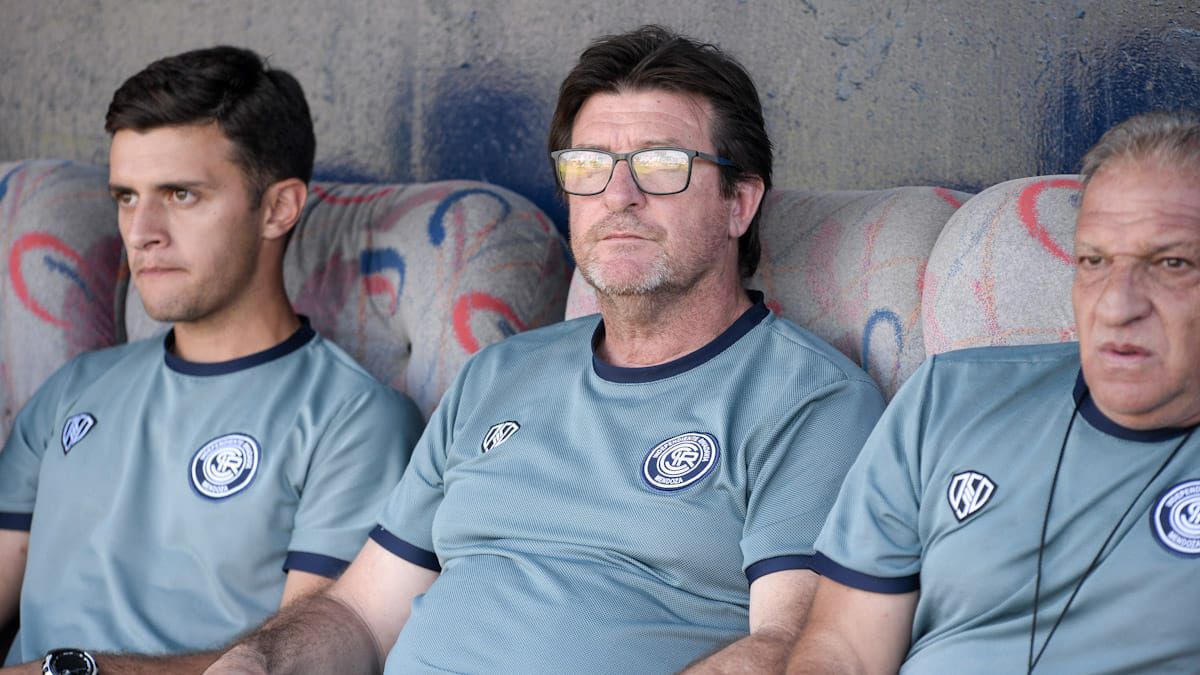 Alfredo Berti volvió a la Lepra y en su primer partido le ganó a Ferro.