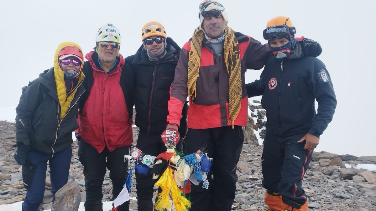 El mecánico de Luján aseguró que es muy importante subir el Aconcagua con gente muy experimentada que te ayude en cada paso. El mecánico de Luján aseguró que es muy importante subir el Aconcagua con gente muy experimentada que te ayude en cada paso.
