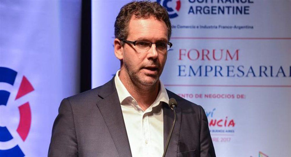 Matías Kulfas salió al cruce del ex presidente del Central durante Guido Sandleris al afirmar que justifica el "endeudamiento irresponsable" de Macri. 