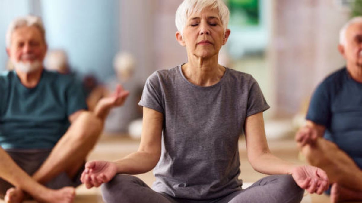 Estas posturas de yoga ofrecen beneficios integrales.