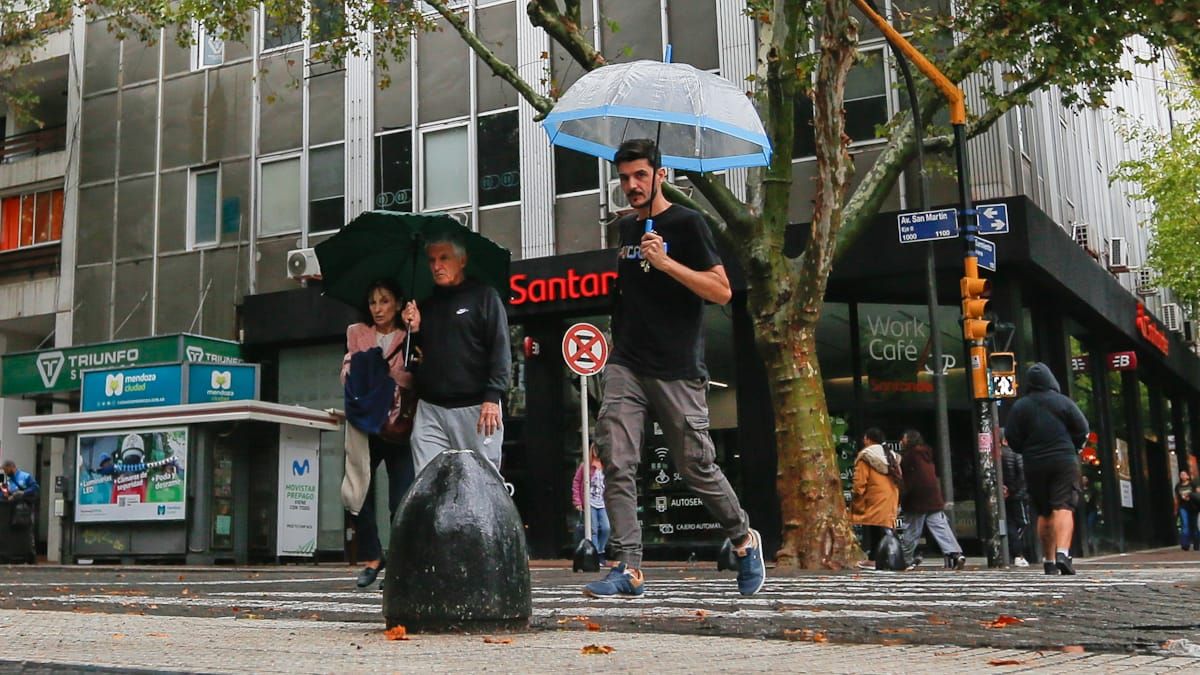 Pronóstico del tiempo: se viene un fin de semana nublado, húmedo y con Zonda en el sur