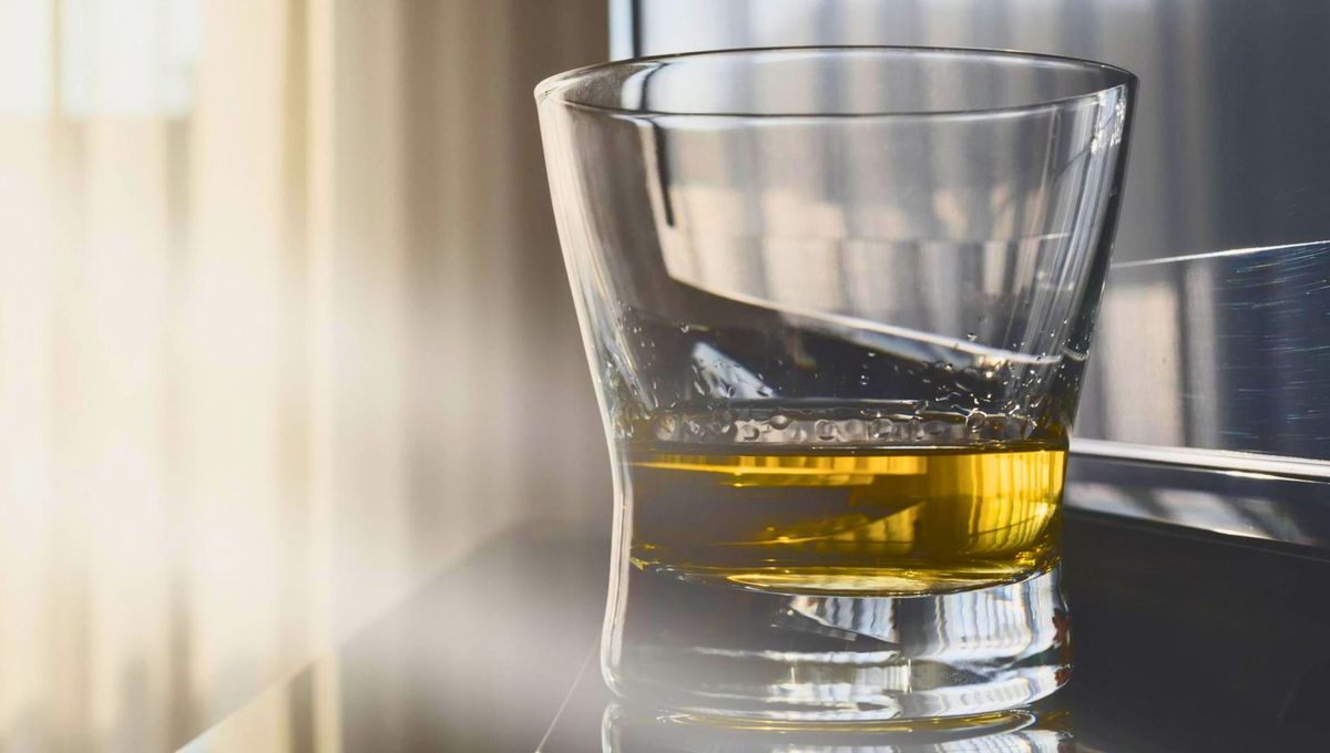 Por qué hay que poner un vaso con vinagre de manzana en la ventana: ¿qué significa?