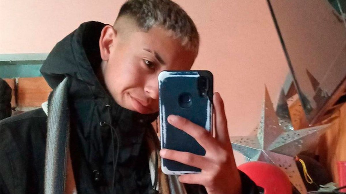 En las redes circula el video del momento en que Luciano Olivera es asesinado por un policía.