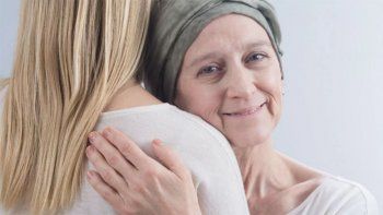 Un especialista en cáncer aseguró que el tumor de cada paciente tendrá un tratamiento específico y único