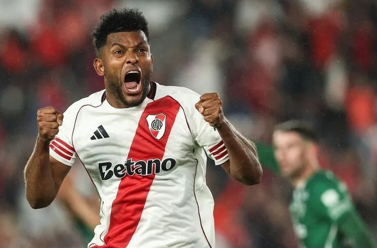 Borja jugar&iacute;a en el f&uacute;tbol mexicano.