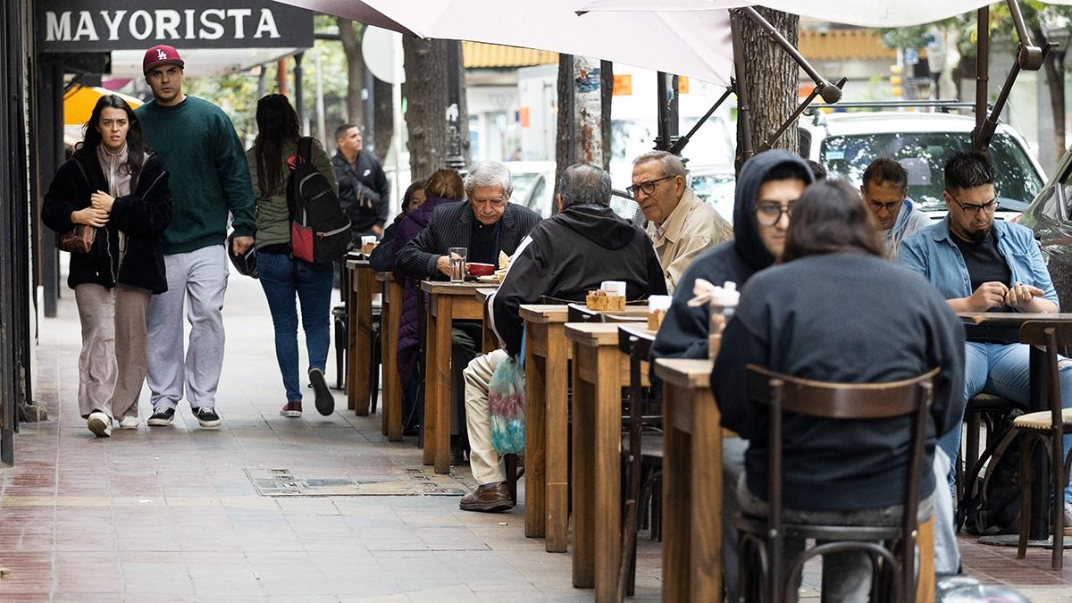 La temperatura máxima este lunes no superará los 17°