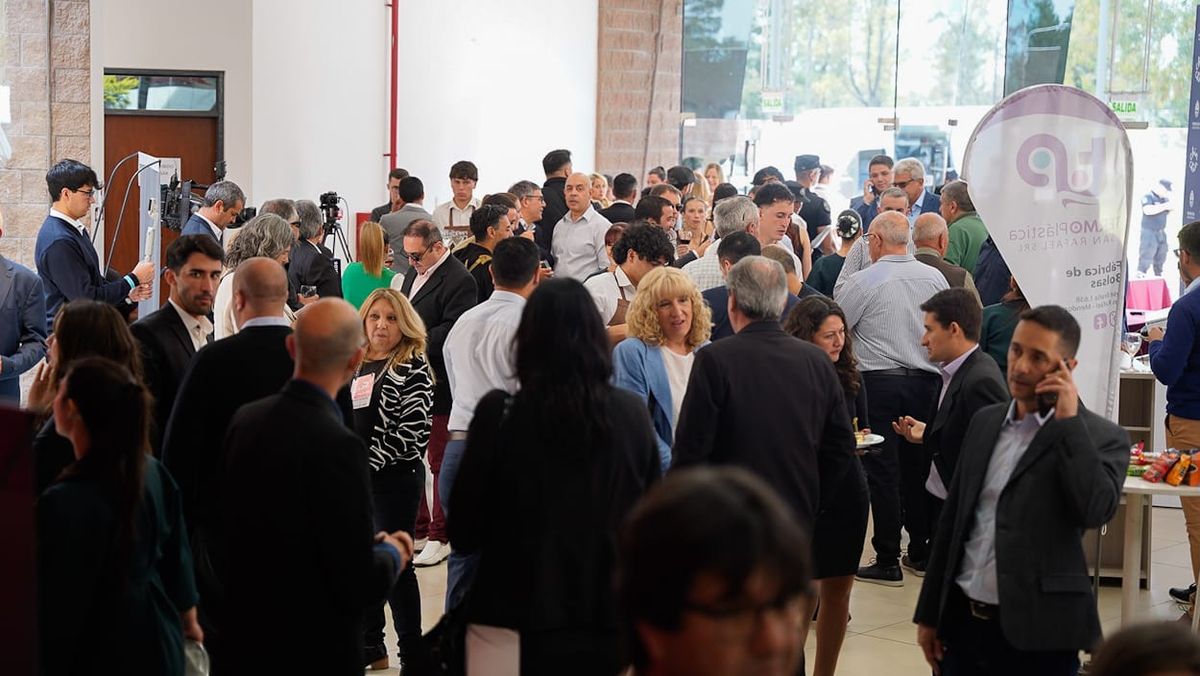 En el Almuerzo de Fuerzas Vivas en San Rafael más de mil asistentes llegaron para escuchar a Javier Milei