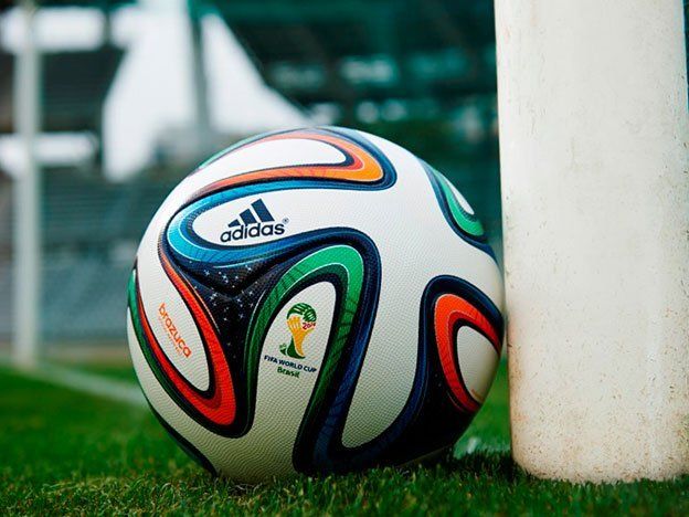¿Viste como le instalan cámaras a las pelotas del Mundial de Brasil?