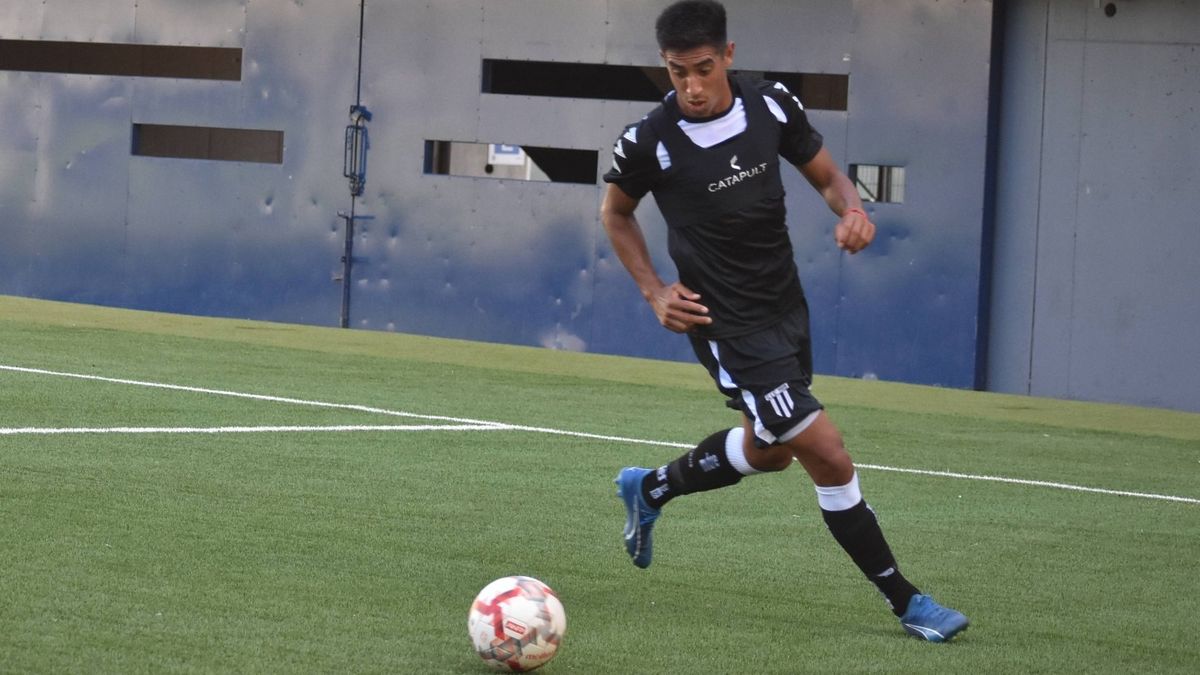 Matías Recalde, defensor de Gimnasia y Esgrima analizó el trabajo de pretemporada.