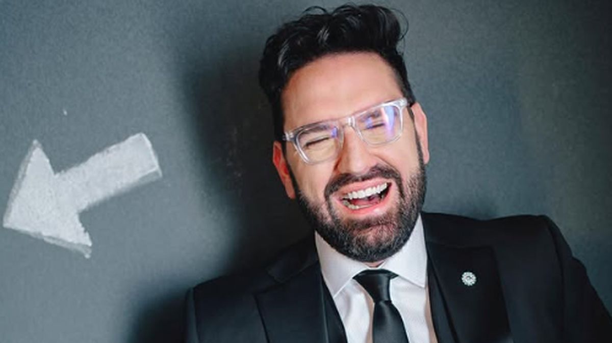 Navidad: cuánto cuesta el pan dulce que vende Damián Betular