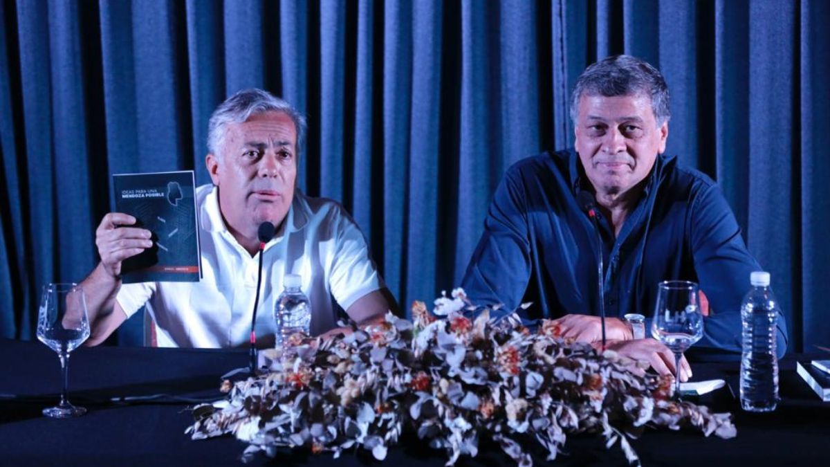 Cornejo había dejado pistas sobre su posible postulación en un acto en Las Heras, este martes.