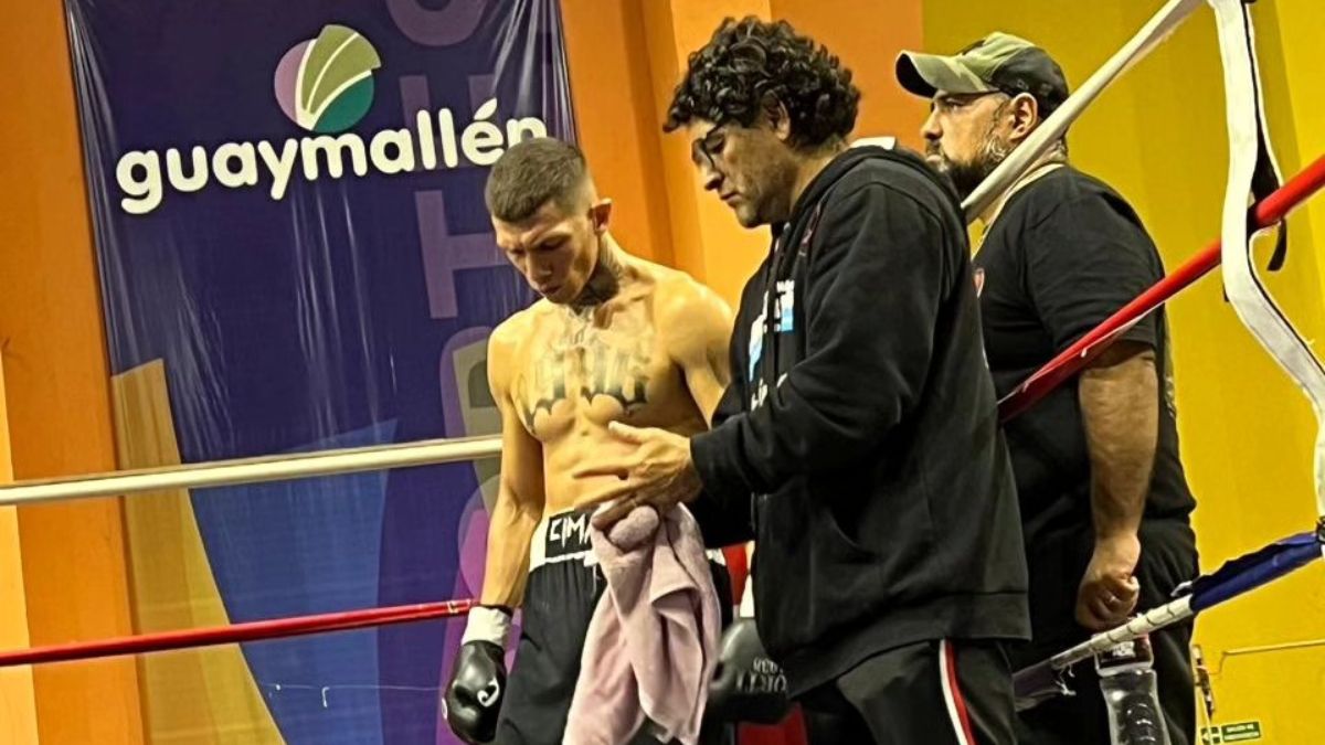 Gonzalo Bajinay tuvo en su rincón a Pablo Chacón y Armando Andrada. Gonzalo Bajinay tuvo en su rincón a Pablo Chacón y Armando Andrada.