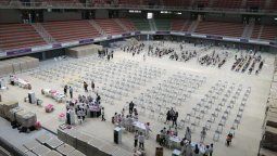 La vacunación de docentes en el Gran Mendoza se aceleró desde el miércoles en el Arena Maipú.