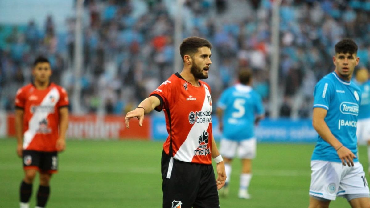 Nacho Antonio quiere ganarle a Riestra, en el último partido de local en el torneo.