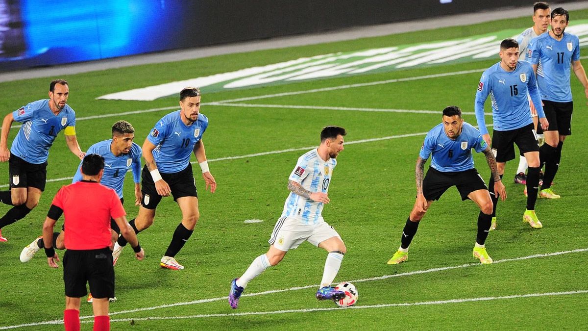 Argentina vs. Uruguay: hora, TV y probables formaciones