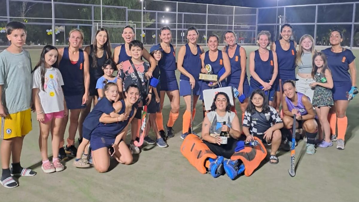 Las Cholitas son ejemplo de todo lo que genera el hockey sobre césped dentro y fuera de la cancha.