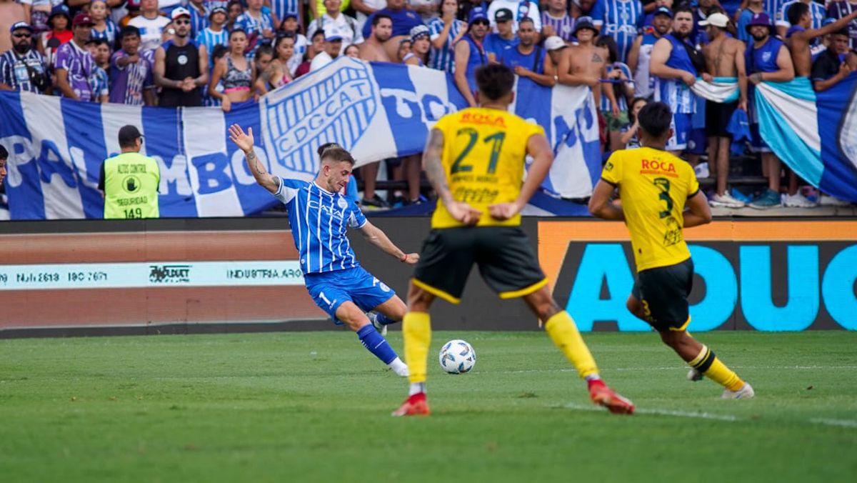 El volante Juan Bautista Cejas tiene un buen nivel en Godoy Cruz. El volante Juan Bautista Cejas tiene un buen nivel en Godoy Cruz.