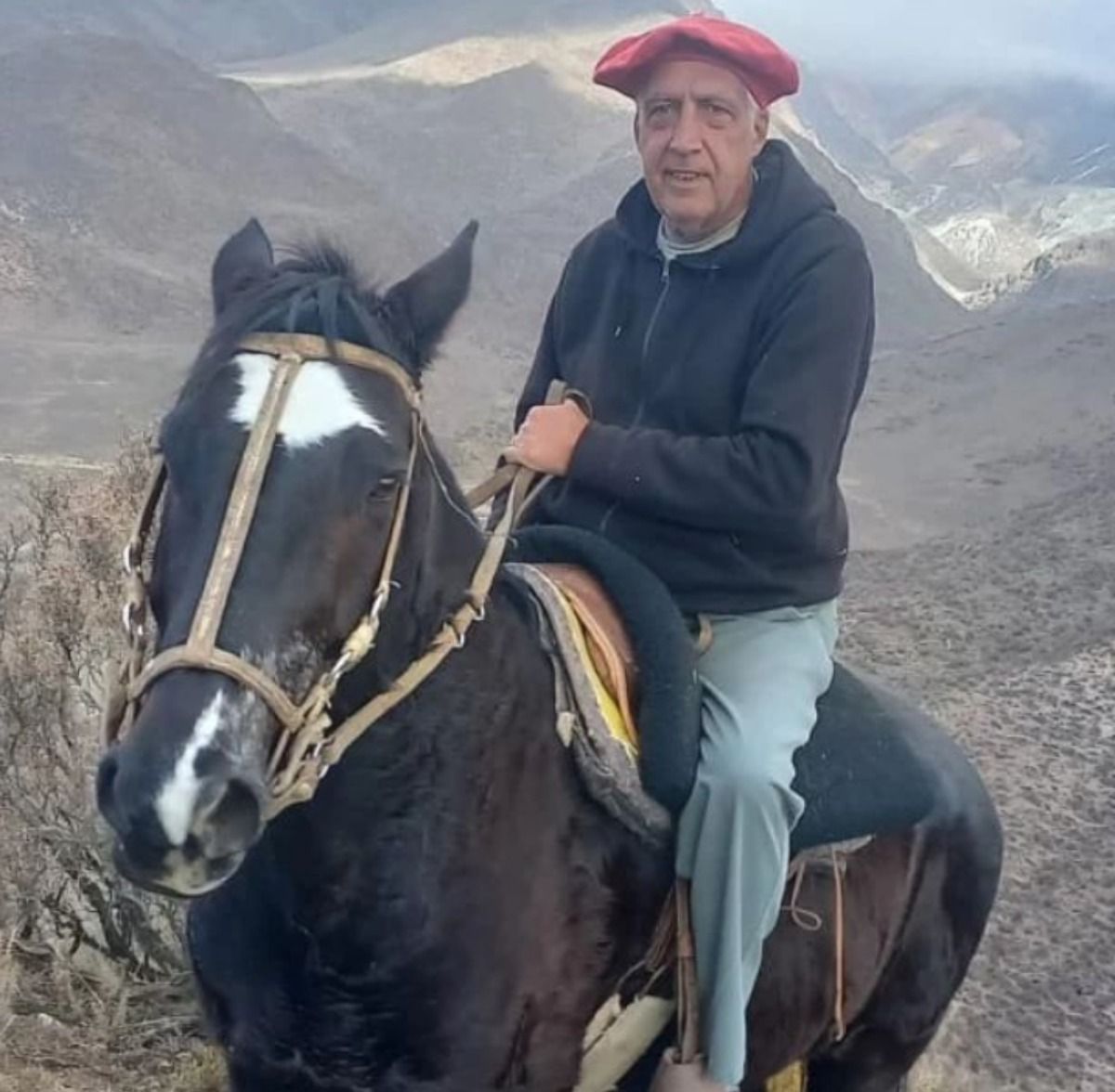 El concejal Mancifesta aseguró que los Caballeros del Fuego funcionan como una secta. El concejal Mancifesta aseguró que los Caballeros del Fuego funcionan como una secta.