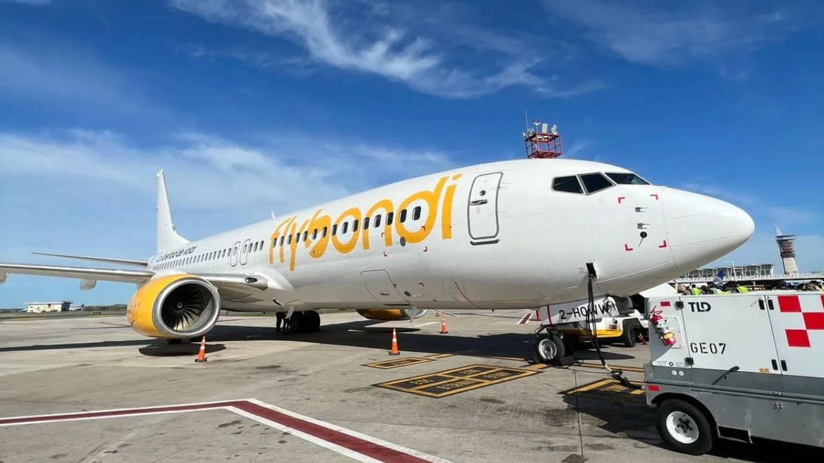 Pánico en Ezeiza. Un pasajero de Blybondi gritó "bomba" y se activaron todos los protocolos. Pánico en Ezeiza. Un pasajero de Blybondi gritó "bomba" y se activaron todos los protocolos. 