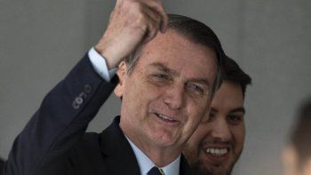 Bolsonaro decretó una suba del salario mínimo por encima de la inflación anual