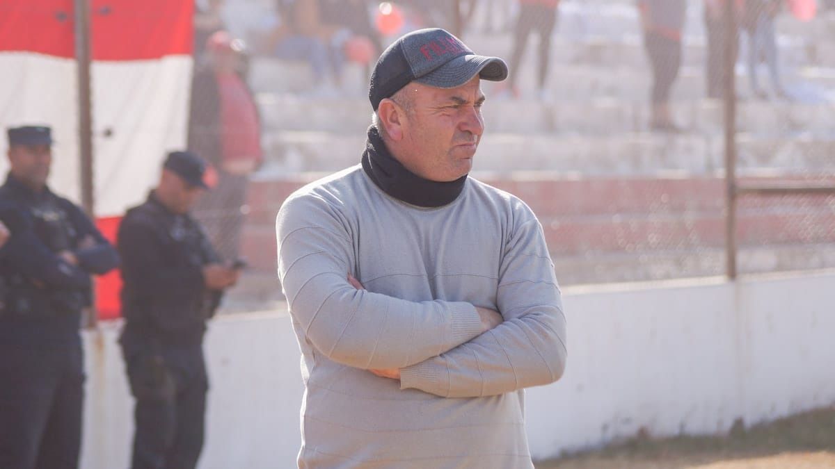 Víctor Zwenger el DT de San Martín, buscará sumar los tres puntos, tras dos derrotas al hilo. Víctor Zwenger el DT de San Martín, buscará sumar los tres puntos, tras dos derrotas al hilo.