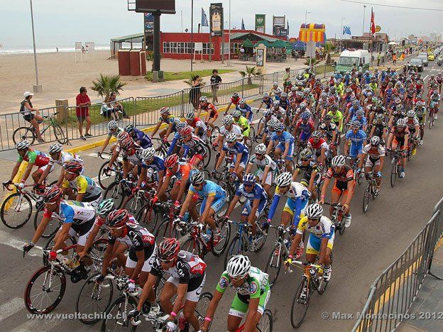 Lucho Mansilla tomó el control en la Vuelta de Chile