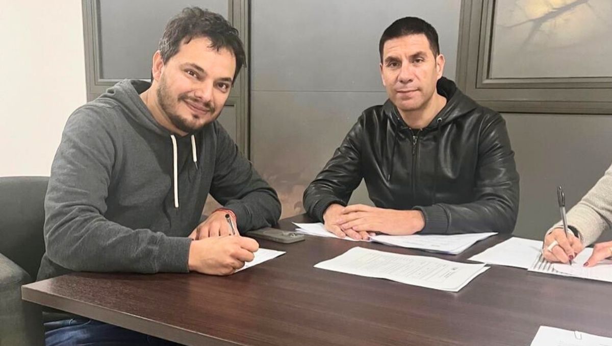 Álvaro Martínez se afilió a La Libertad Avanza antes de firmar su candidatura. En la imagen