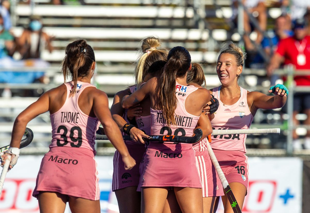 Las Leonas, con Delfina Thom&eacute;, vencieron 4 a 0 a Chile