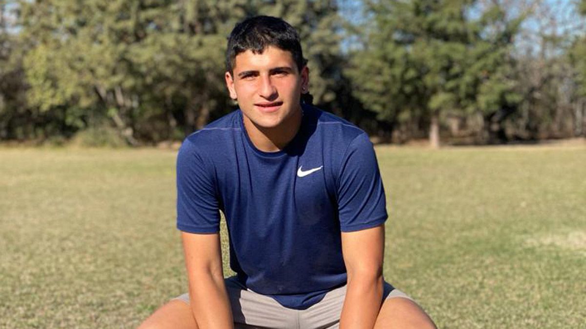 Matías Nicosia viajó a Europa y cumplió el sueño del pibe